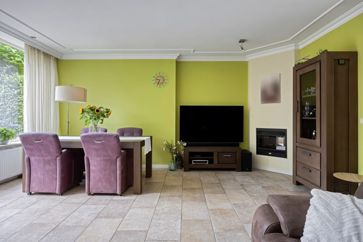 Foto 9 van Bernhardstraat 10