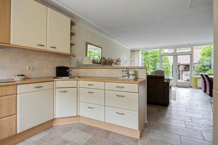 Foto 12 van Bernhardstraat 10