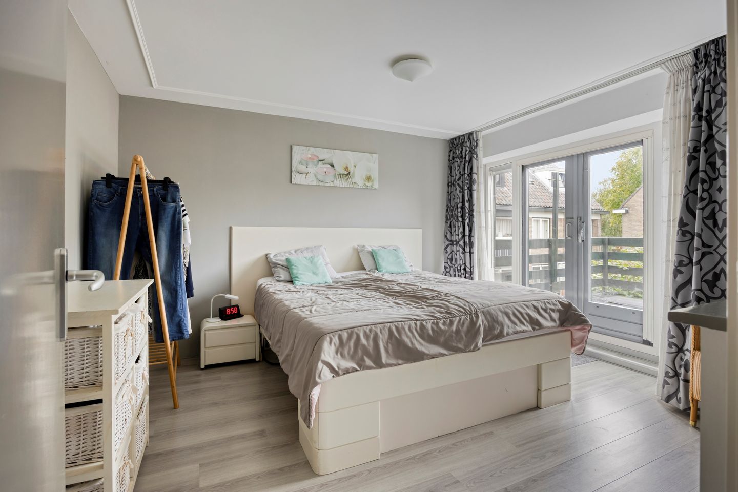 Foto 19 van Bernhardstraat 10