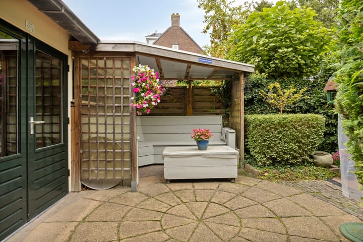 Foto 34 van Bernhardstraat 10