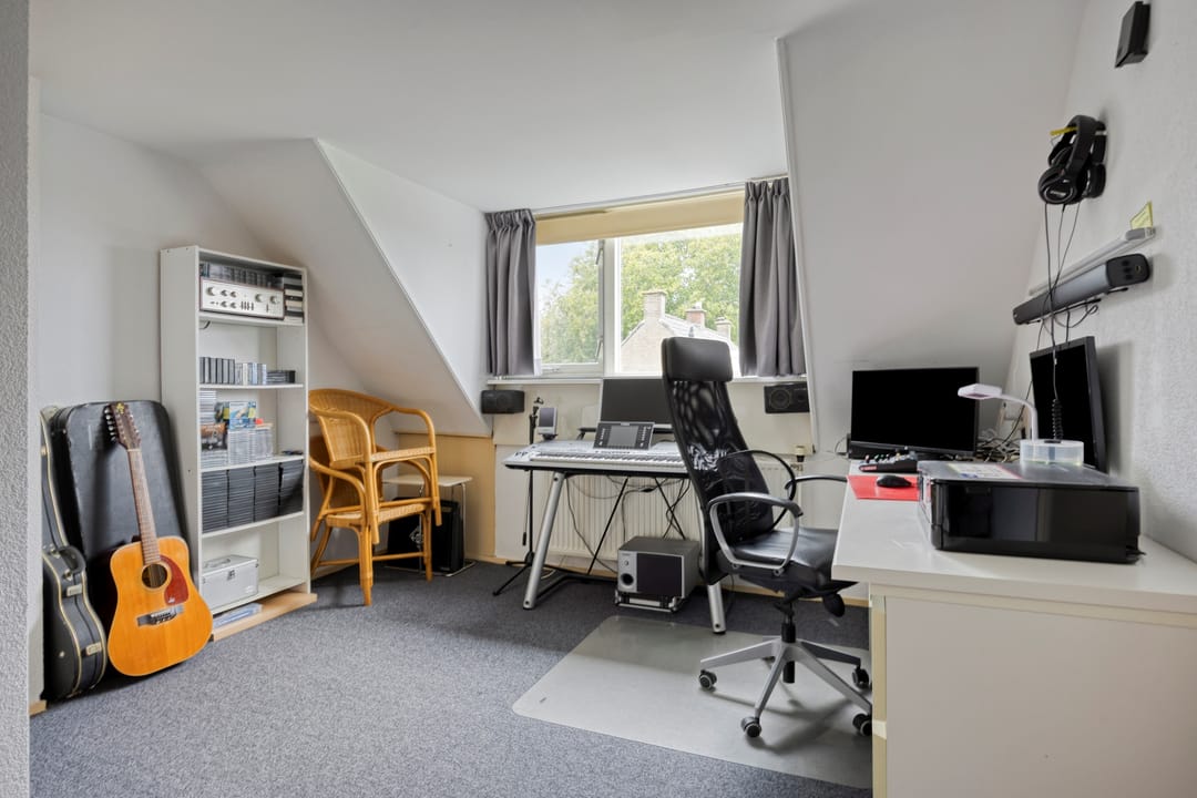 Foto 28 van Bernhardstraat 10