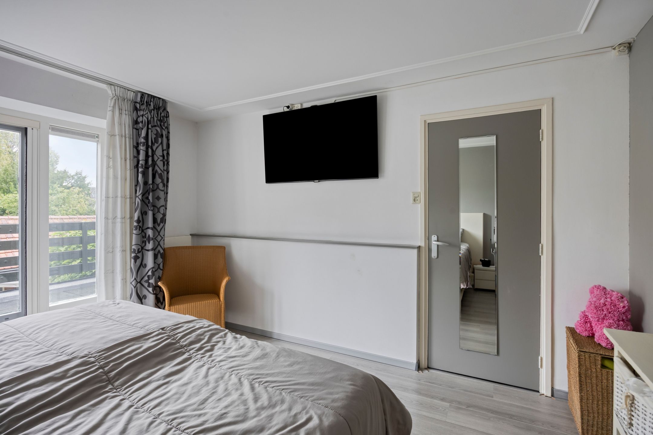 Foto 21 van Bernhardstraat 10