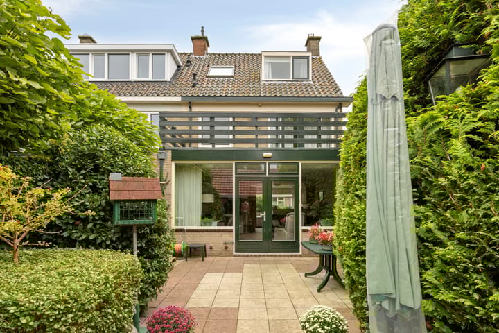 Foto 36 van Bernhardstraat 10