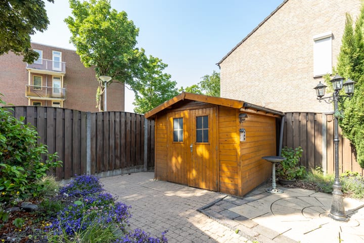 Foto 19 van Mesdagstraat 151