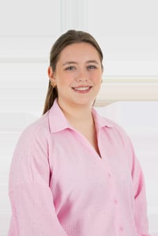 Naomi van Delft - Commercieel Medewerker