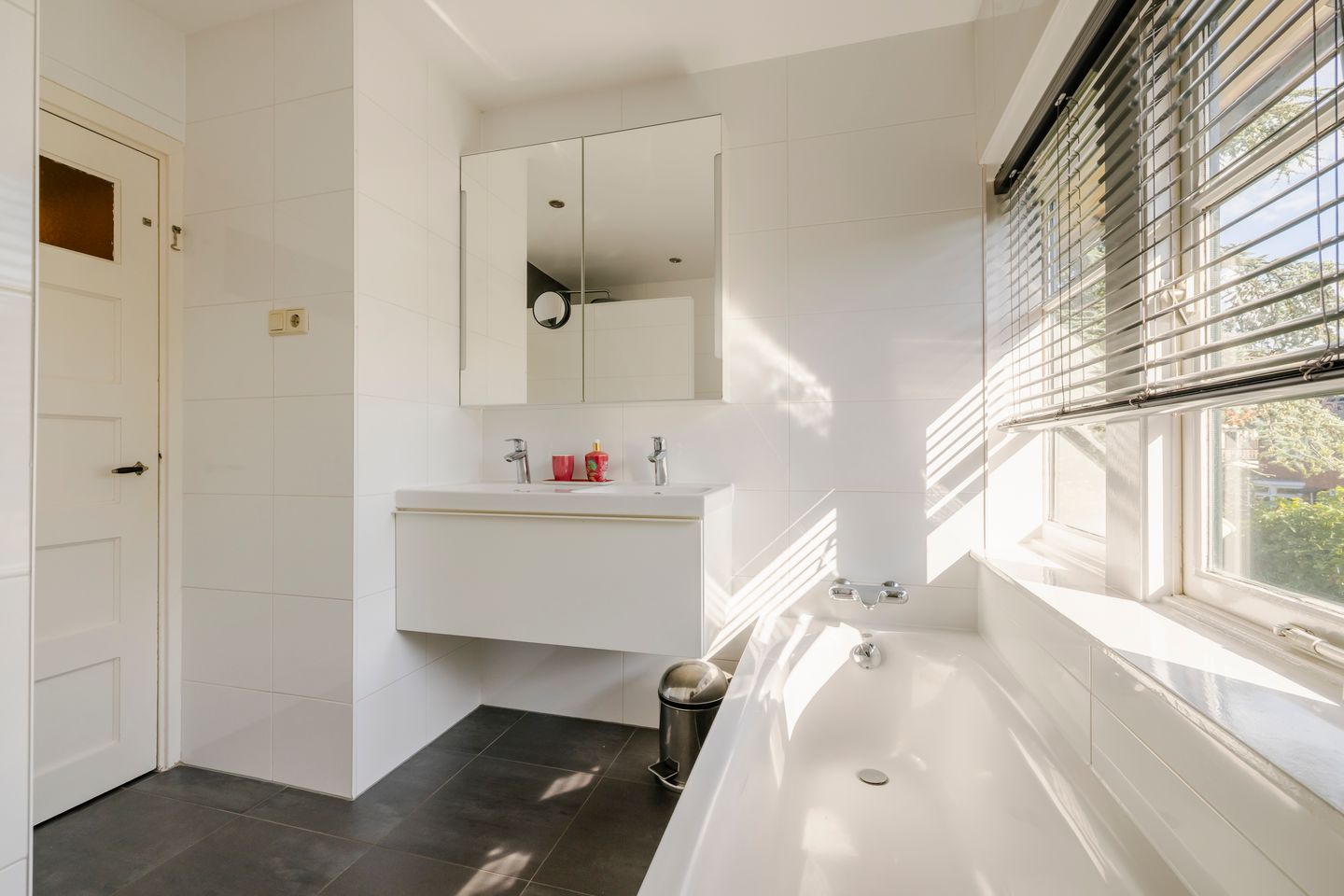 Foto 34 van Bruno Klauwersstraat 10