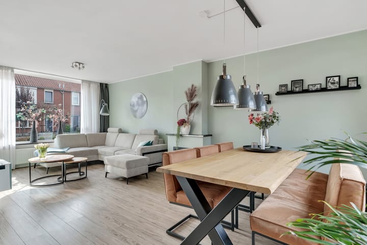 Foto 4 van de Genestetstraat 30