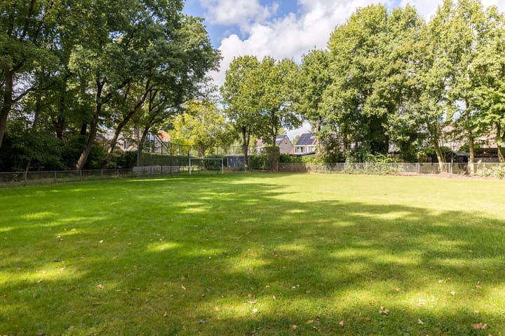 Photo 36 of Matthijs van Dulkenstraat 11