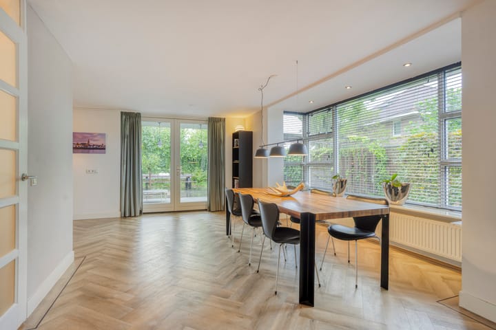 Foto 12 van Bellefleurstraat 58