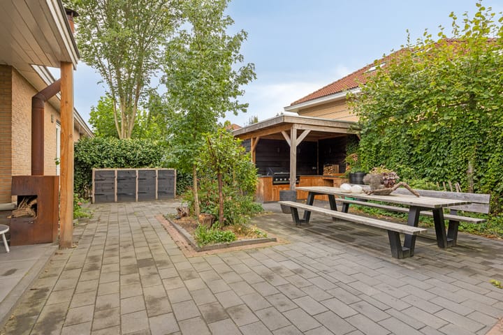 Foto 24 van Bellefleurstraat 58