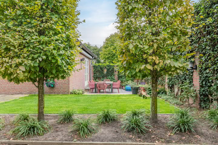 Photo 5 of Barth. Diazstraat 21