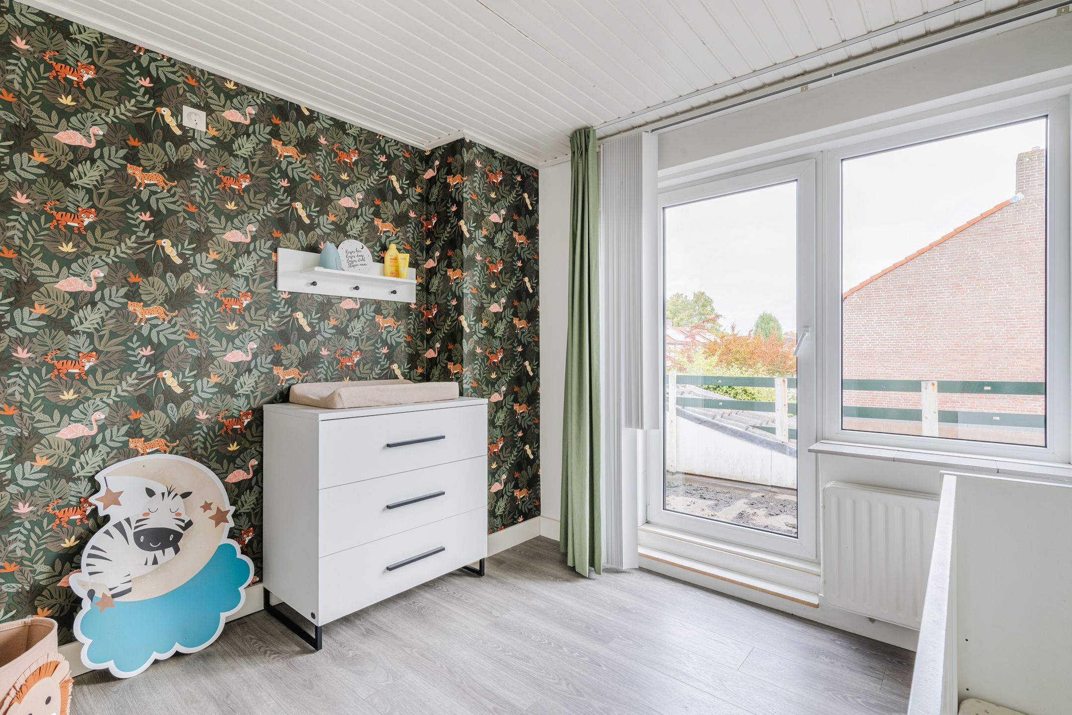 Photo 24 of Barth. Diazstraat 21