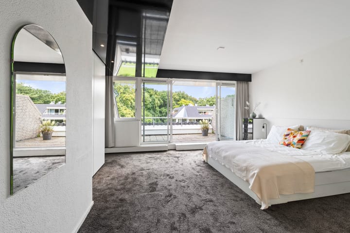 Foto 27 van Vogelenzangseweg 79-A12