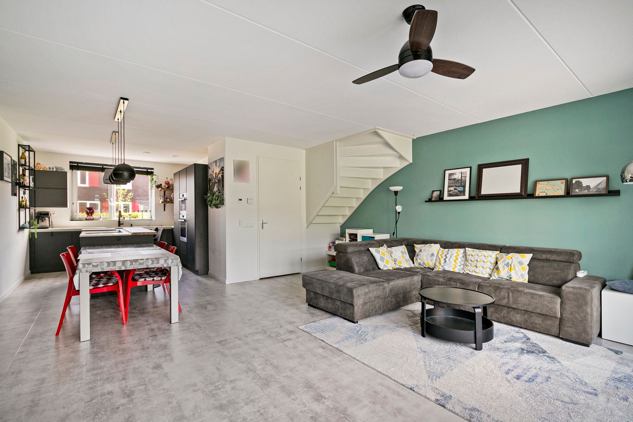 Foto 6 van John Bardeenstraat 17