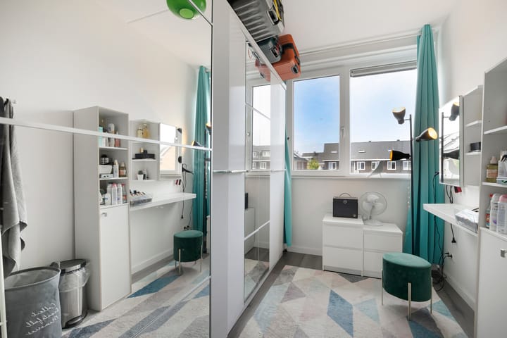 Foto 22 van John Bardeenstraat 17