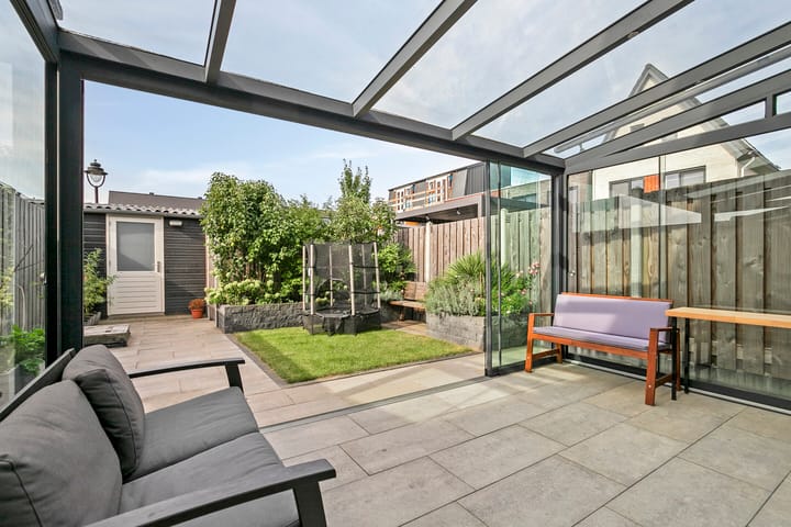 Foto 28 van John Bardeenstraat 17