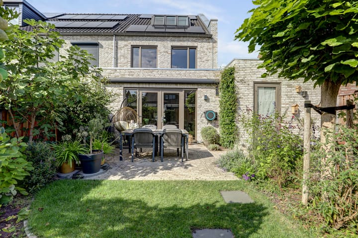 Foto 42 van Ochtenddauw 5