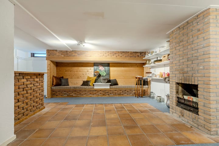 Photo 15 of Joost Ivanghlaan 12