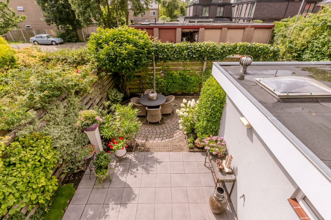 Photo 32 of Joost Ivanghlaan 12