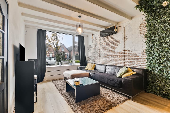 Photo 5 of M.A.de Ruijterlaan 18