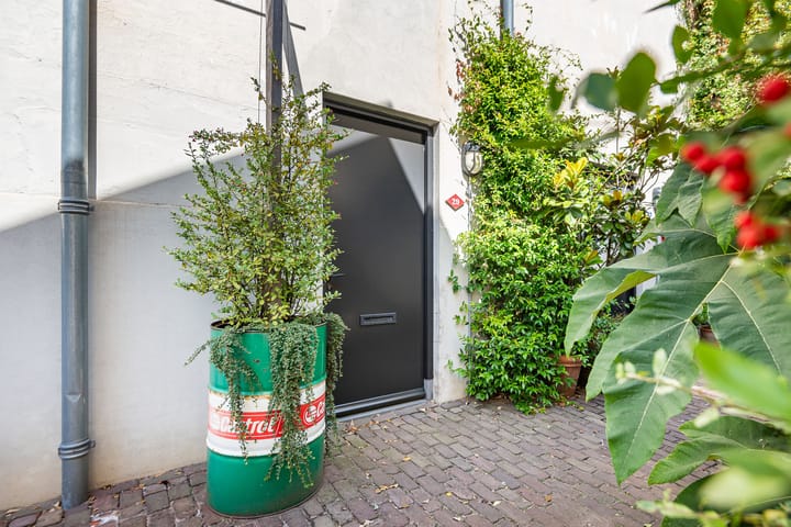 Foto 9 van Emailleplein 29