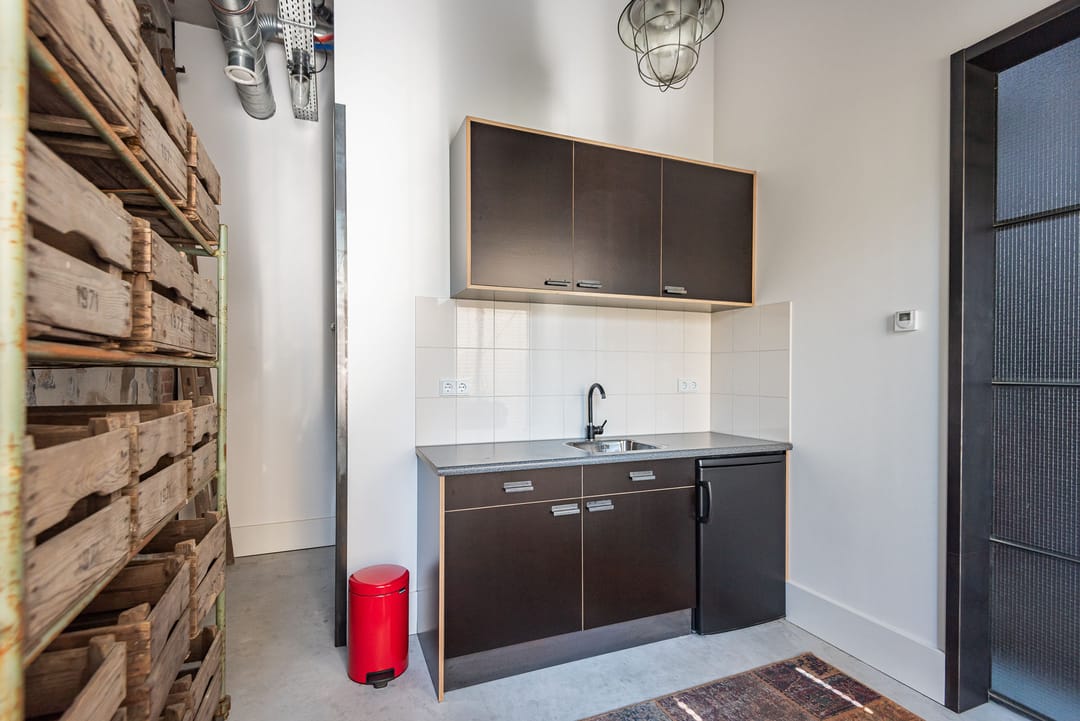 Foto 13 van Emailleplein 29