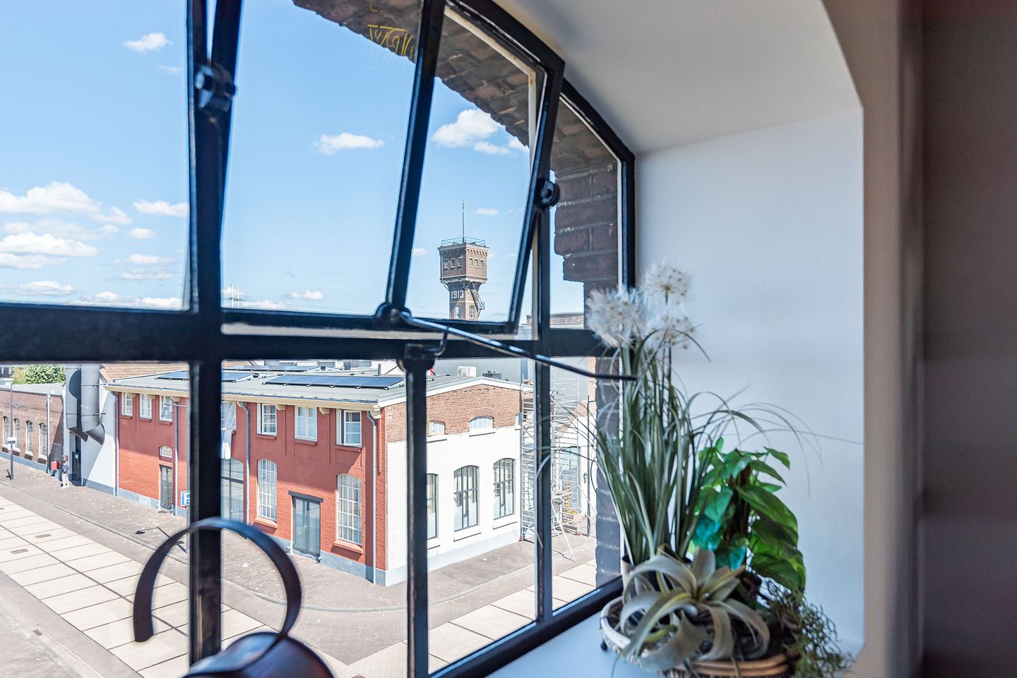 Foto 44 van Emailleplein 29