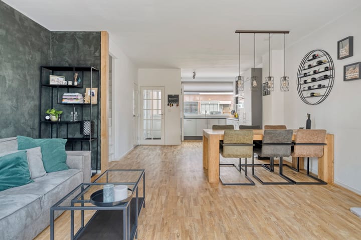 Photo 13 of Speenkruid 31