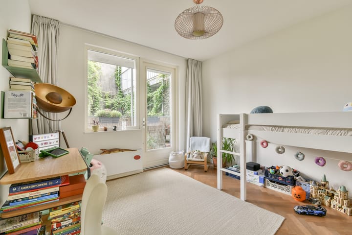 Foto 16 van Borneostraat 4-H