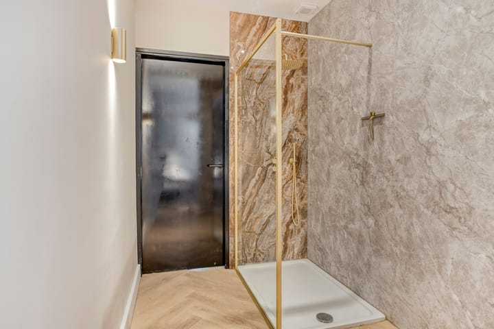 Foto 21 van Burgemeester De Roocklaan 36