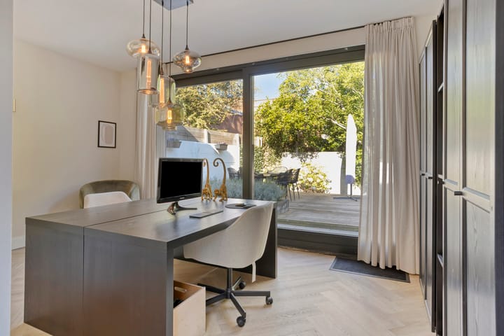 Foto 26 van Burgemeester De Roocklaan 36