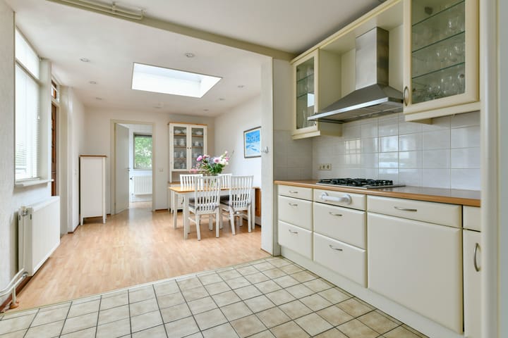 Photo 8 of Overweg 139