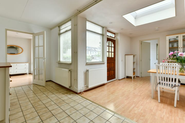 Photo 11 of Overweg 139