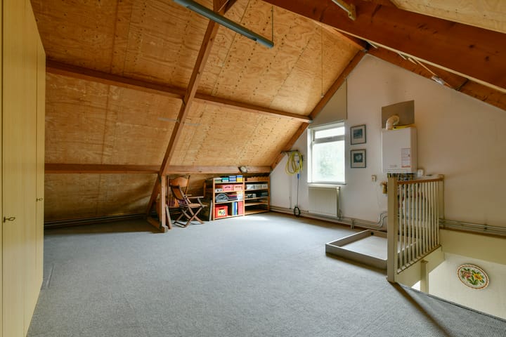 Photo 15 of Overweg 139