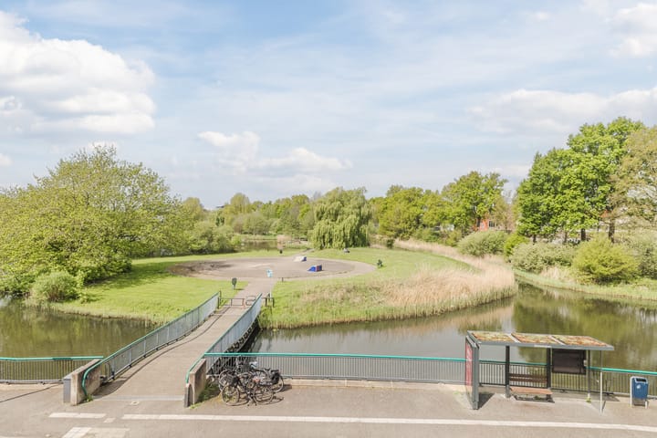 Foto 2 van Regenboog 33