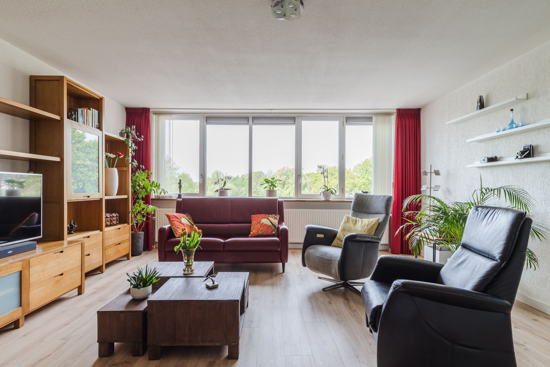 Foto 9 van Regenboog 33