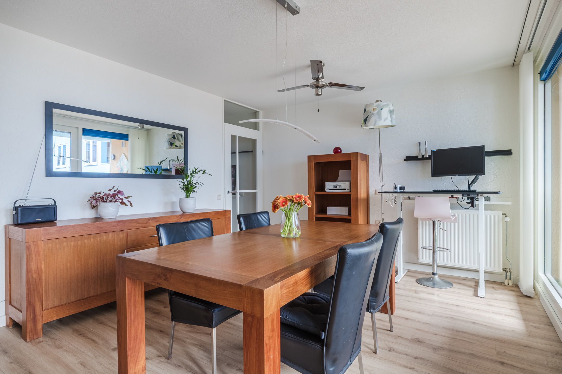 Foto 15 van Regenboog 33