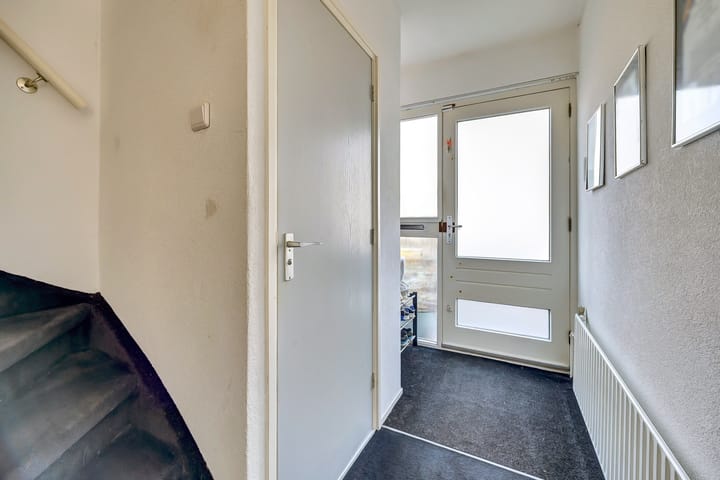 Photo 15 of Julianastraat 69