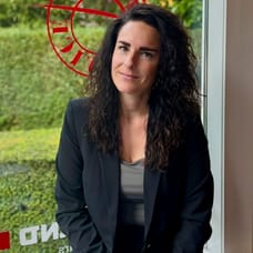 Esther Raven - Real Estate Agent