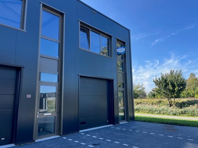 Coenecoop 8-M, Waddinxveen