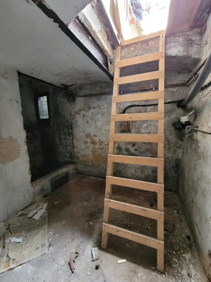 Photo 32 of Nijhoffstraat 151