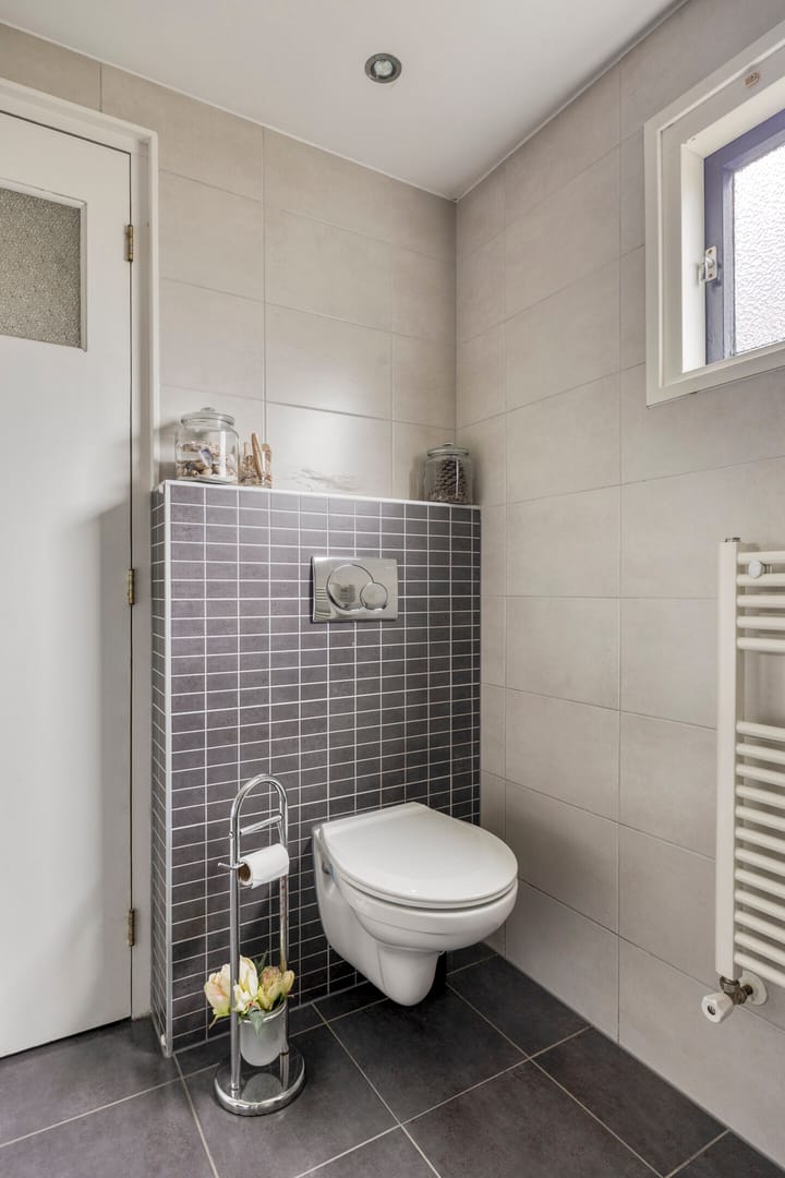 Photo 15 of Van Waningstraat 9