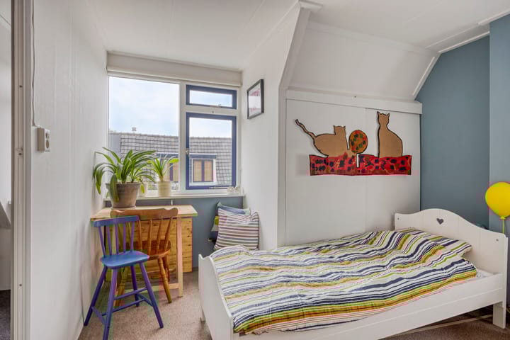 Photo 23 of Van Waningstraat 9