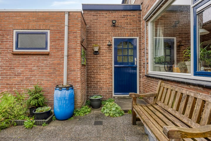 Photo 27 of Van Waningstraat 9