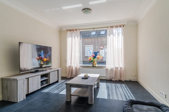 Foto 4 van Churchillplein 7