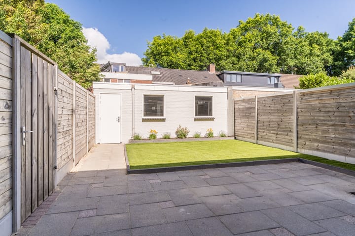 Foto 28 van Churchillplein 7