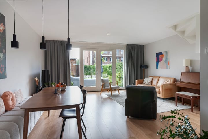 Photo 7 of Joop den Uylhof 10