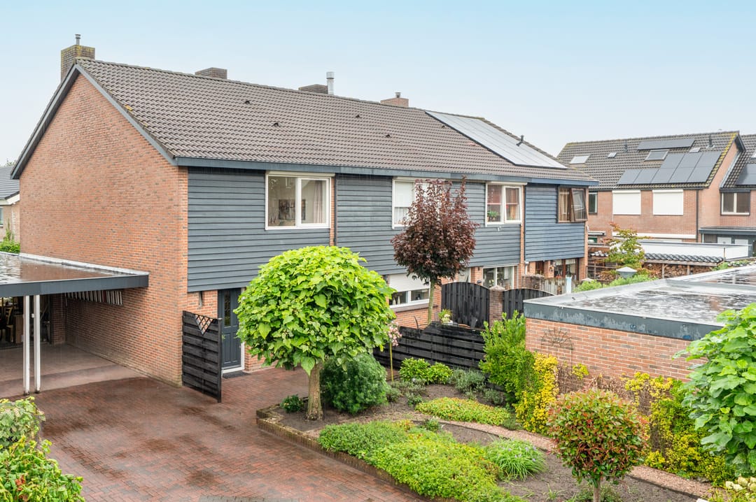 Photo 1 of Anna van Gelrestraat 16