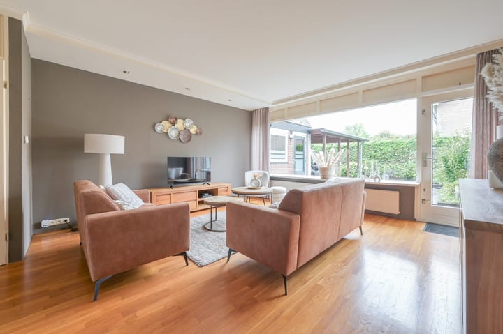 Foto 2 van Anna van Gelrestraat 16