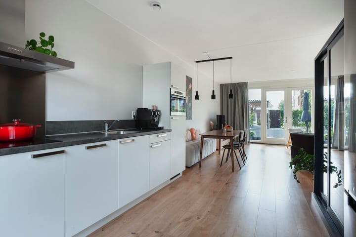 Photo 11 of Joop den Uylhof 10